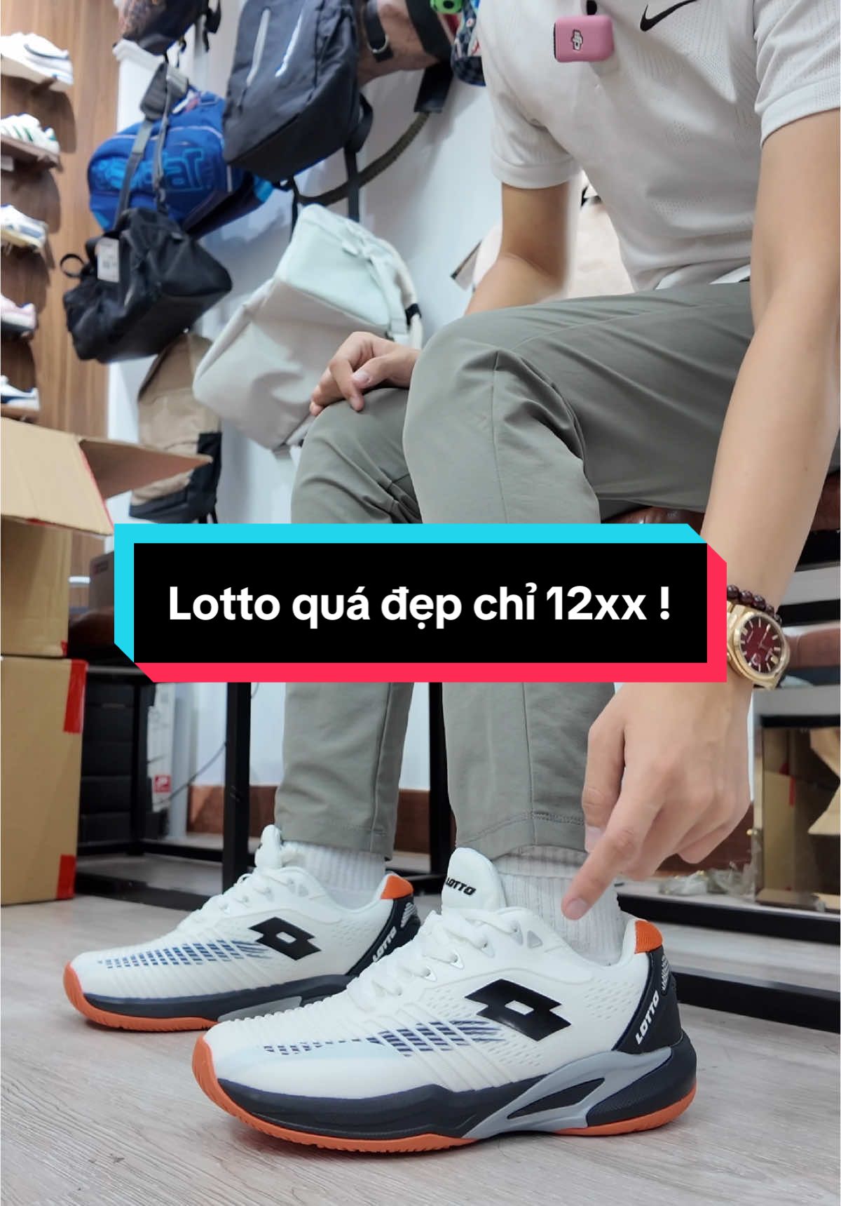 Giày Pickleball Lotto về toàn các mẫu quá đẹp luôn các anh ạ. Mang outfit đi làm hàng ngày vẫn đẹp, tối em cứ thế mà lên sân luôn 🤔 Công nghệ thì quá ngon trong tầm giá #sneakerdaily #khaisneakerdaily #pickleball #giaypickleball #lottopickleball 