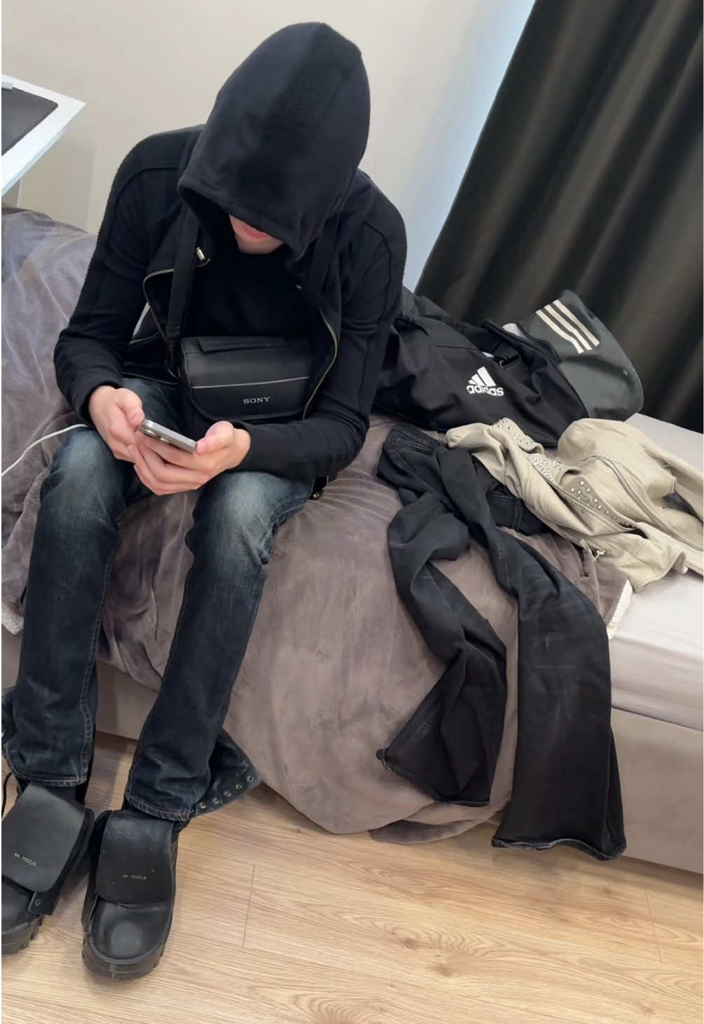 #indiesleaze #fashion #almaty #Runway #fashiontiktok #boolymon #hedislimane #dior #shitposting #underground #japan  