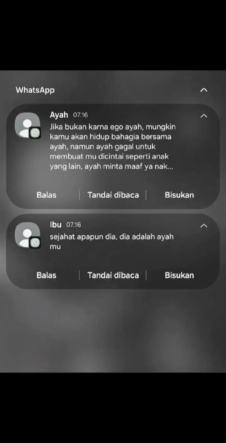 tetap jadi orang tua tapi,di keluarga barunya,doa yg terbaik buat keluarga baru kalian ayah ibu,soal aku aman kok,aku usahakan tidak menggagu kebahagiaan kalian,#sadvibes🥀 #berandafyp #ayahibu #brokenhom #fyp #ayahakurindu 