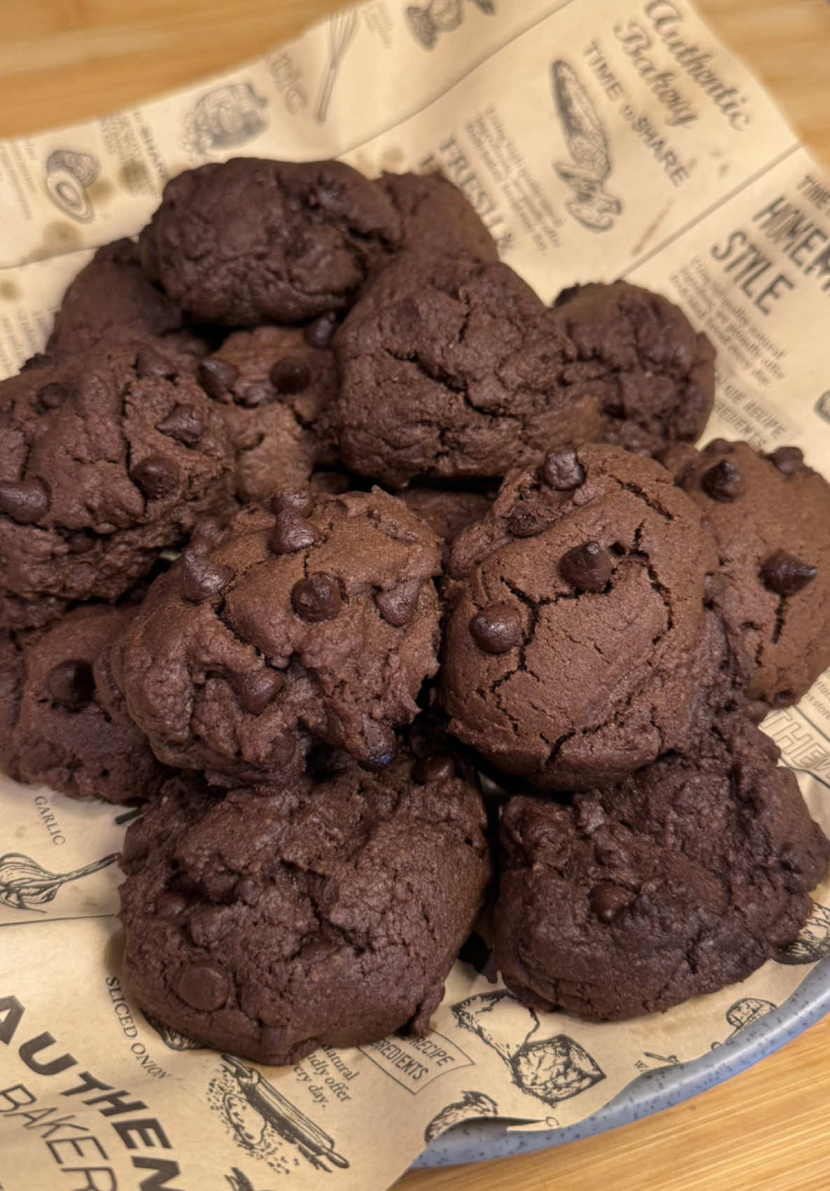 Ngiler bet liat pizzanya temangku, makanya kubuat cemilan ini inak bett sumpehh 🔥🔥   Nah aku panggang pake Alat masak andalanku ini AFOS 18 Oven Airfryer @MITO Electronics  Kalian bisa chekout dan dapat promo  kalo pake kode Voucherku guys MITOVEN25 #AFOS #OVENMITO #OVENAIRFRYER #OVEN #AIRFRYER #MITO