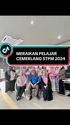 MERAIKAN KEJAYAAN ADIK2 PELAJAR CEMERLANG STPM 2024 DUN HULU BESUT. TAHNIAH DAN SYABAS! #besut #jerteh #hulubesut #stpm2024 @CERITA KOTA PUTERA @PEMUDA UMNO BAHAGIAN BESUT @Budok_baik @Zuhri Johan @Tengku Mohd Faizzudin @Pdm Tembila Kota Putera,Besut @fatinmansor @Din Putera Shop @kimi @budak01 @ميجسسس☕️ 