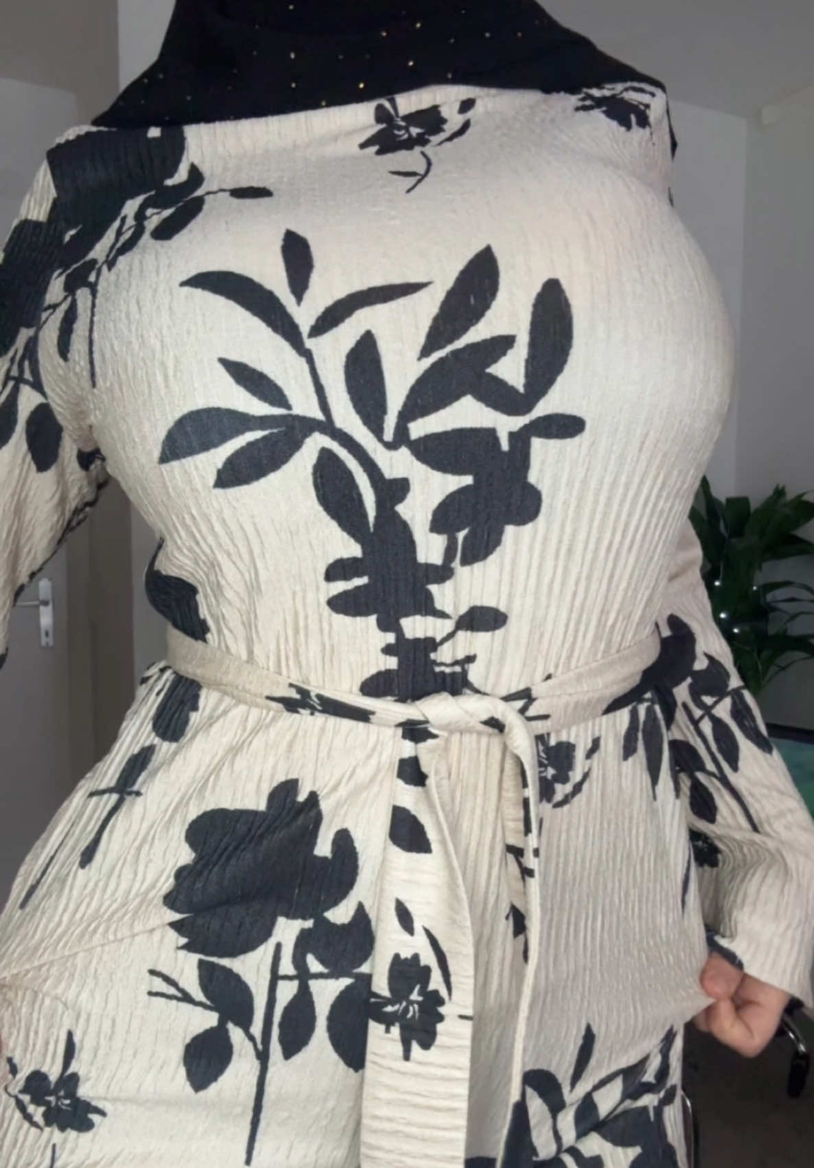 🌹#CapCut #outfitinspo #modestfashion #hijabi #gönnfy #gönnfy #fyp #folgtmir #foryoupage #trendingnow #trending #beniöneçikart #creatorsearchinsights #girlssupportinggirls