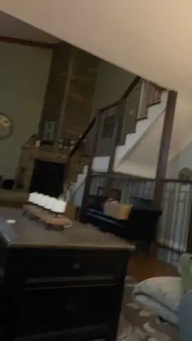 Brother was in the shower & couldn't get siri to pause his music 😂 (ig: brookehtch)