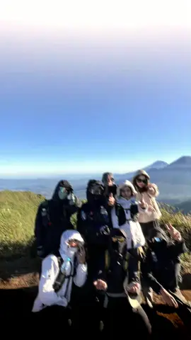 👏🏻 #fyp #gunungbismo #pendakifomo #pendakipemula #bestie #trending #gropcore #dieng #wonosobo #fypage #masukberanda #mountain 