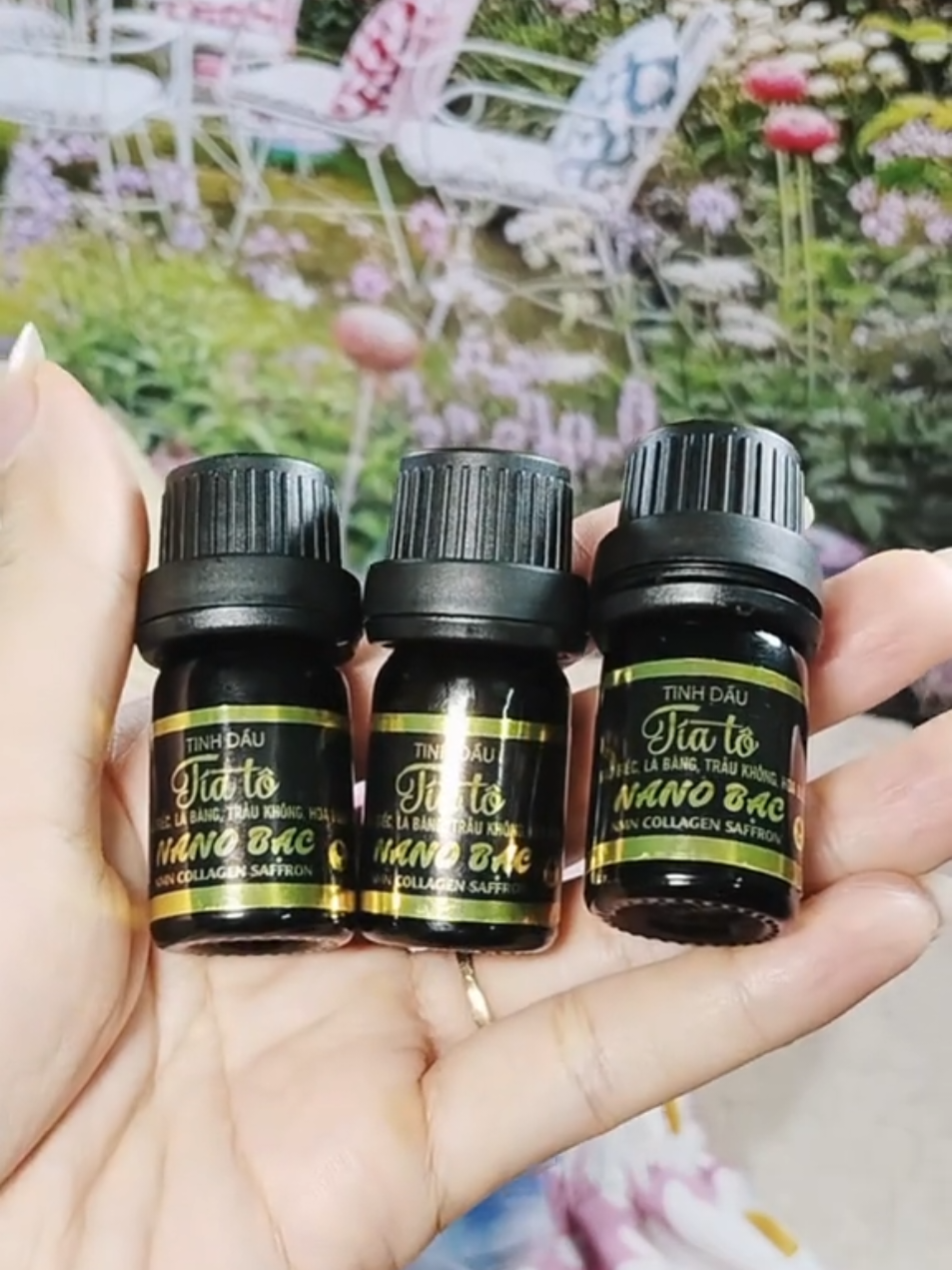 muốn ck hay người yêu không rời nửa bước thì mấy bà dùng em này đi tinh dầu nước hoa tía tô  #luongthituyen_12 #tinhdaunuochoa #nuochoa #muataitiktok @Lương Thị Tuyền _12 @Lương Thị Tuyền _12 