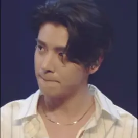 ジェイクずっとソワソワしてるし涙目だし、最後何か言いたげだったけど、何だったの。。明らかに様子がいつもと違くて気になっちゃったんだけど#jake#宵ショーケース