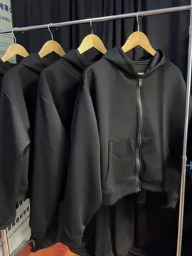 အလွင့်🔥 instock Airlayer boxy hoodie 🔥 အထာကျကျဖြုတ်ချင်တယ်ဆို ဒီကောင်လေးယူ  အသား Q ရှယ်မိုက်တဲ့ boxy hoodie တစ်ထည်ကို သုံးသောင်းမကျော်တဲ့ စျေးနဲ့ရပါမယ်ခဗျ🔥 Price - နှစ်သောင်းကျော် Size - free Tele - 09756781113/@shine20448 Viber - 09780307815 Page - MOCHI ဆက်သွယ်မှာယူနိုင်ပါတယ်ခဗျ #boxyhoodie #trending #tiktokmyanmar #တန်တန်လေးနဲ့သာယူ #fyp #foryou #foryoupage #clothing 