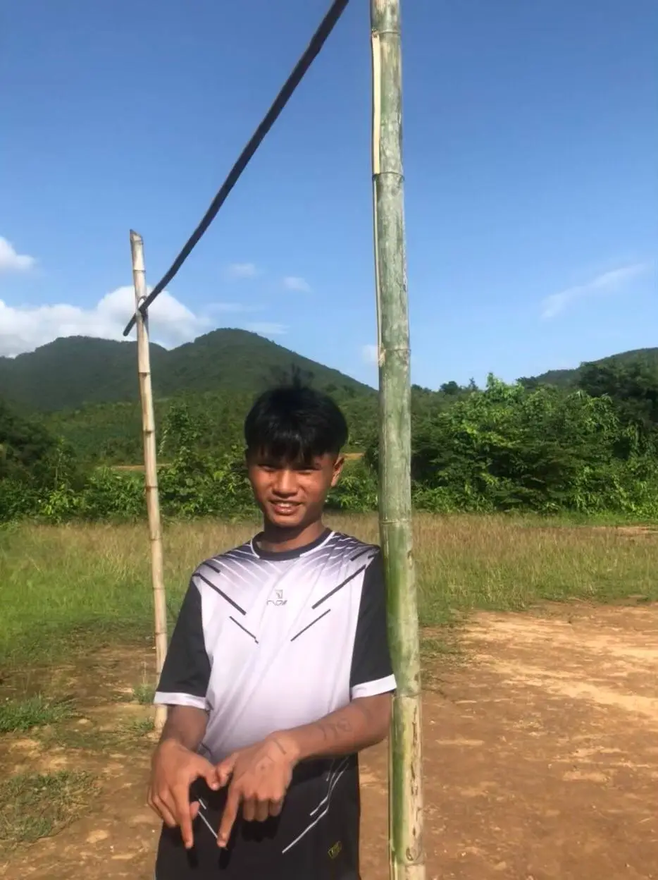 🙂‍↔️⚽#Nix #fypシ゚ #ကြိုးစားနေဆဲလူငယ်တစ်ယောက်ပါ 🙂‍↔️#ဘောလုံးကစားနည်းကိုချစ်မြတ်နိူးသူ 