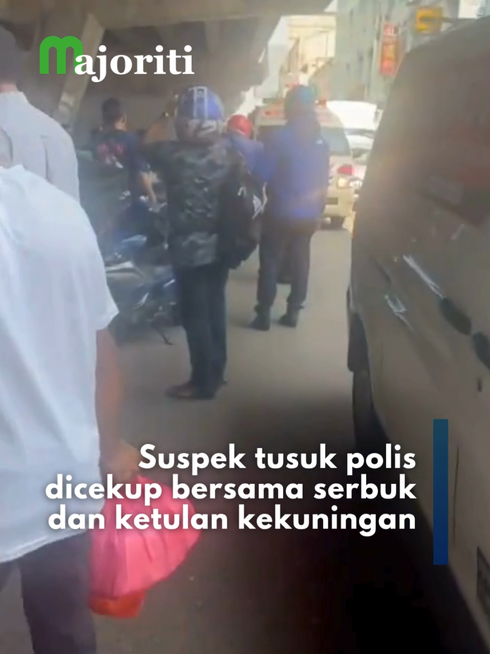 Polis baru nak bertugas, lain pula jadinya...Semoga mangsa diberi kesembuhan.  #majoriti #trendingnewsmalaysia #beritaditiktok #poliscedera #jalanpudu #suspekdicekup 