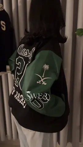 الزيتي من الأكثر طلب 💚 #جاكيتات_تخرج #سينيور #جاكيت_تخرج #دفعة_2026 #خريجين #senior #اكسبلور 