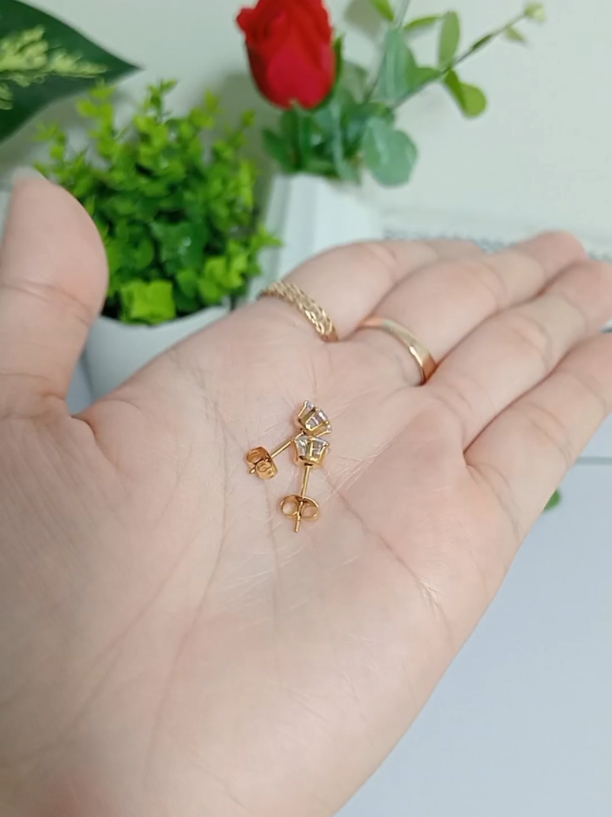 Bông tai nụ 49k đẹp như vàng thật luôn mấy chị #bongtai #trangsuc #xuhuongtiktok #thinhhanh #LearnOnTikTok #master2024bytiktok 