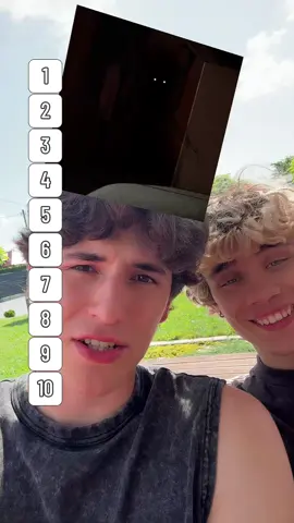 OBY NIE CZAIŁY SIĘ W NASZYM TAJEMNICZYM POKOJU... 😅  #BAZA #dombazy