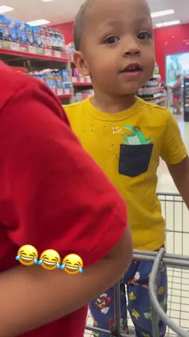Roman is funny 😂😂😂😂 #grandboysarespecial💕  #roman #jr #groceryshopping 
