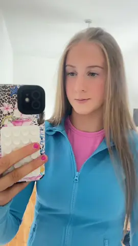 Fell in love with u ☺️#laoisesgl😈#caoilinndoesnails💅#evaisguapo🤙#allthegirls💗#fyppp #goviralgo