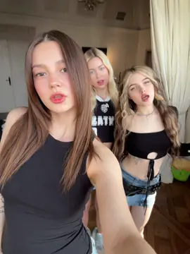 🖤🩵@RAVILOVA @АРИША @milena 
