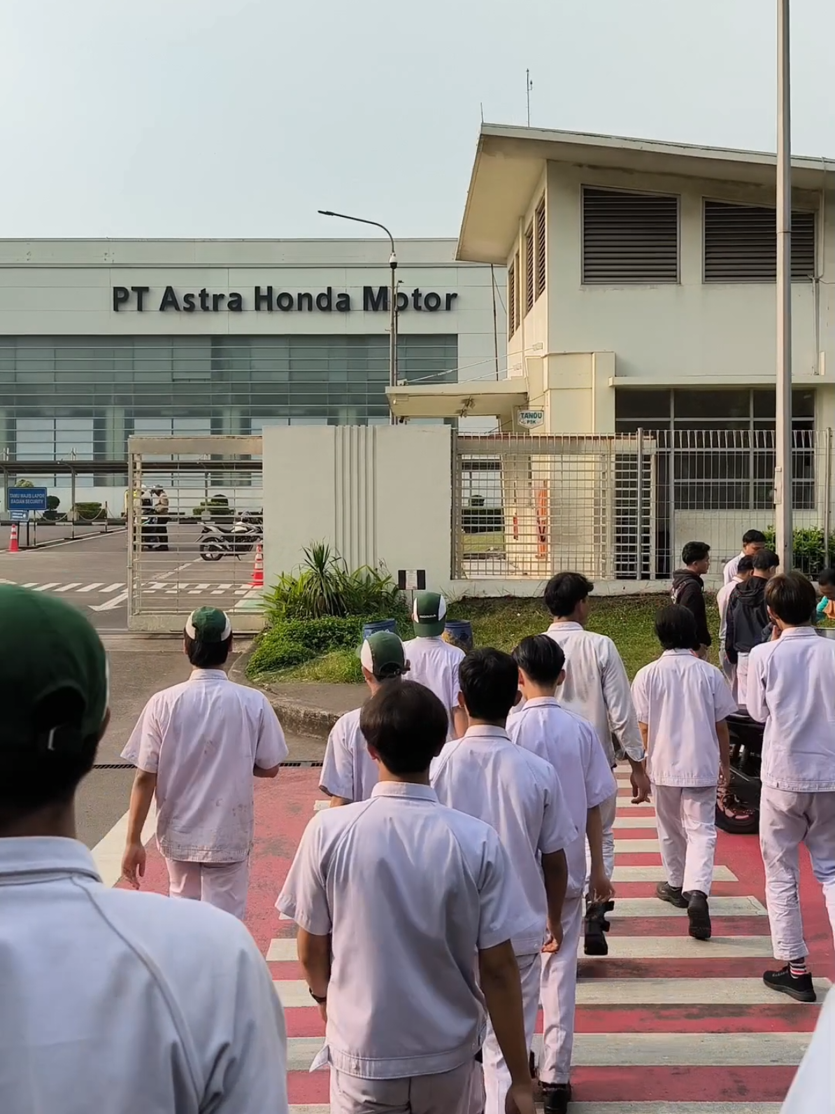 Final Home Turnamen Futsal AHM 2025 #mm2100 #futsalahm #futsal #ptastrahondamotor #kulipabrikcikarang 