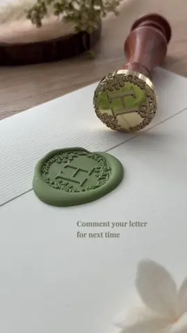 Heartfelt 'H' Stamp SZN 💕  #stamprints #waxseal #initials #personalized #szn 