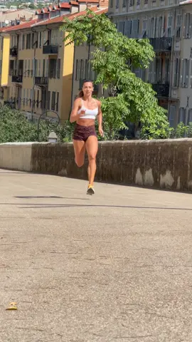 Fast-ish hill reps 🔂 #run #runner #athlete #training #motivation #fyp #sport 