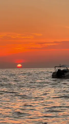 Có những ngày bình minh đẹp đến lạ thường ♥️🏖️#vịnhvĩnhhy #xuhuong #canovinhhy 