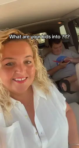 I guess I’m to old 🤣😁😜 #momoftwinswithautism #SummerMashup #GetYourJeansOn #MakingTheCut #shqipetnëAmerik🇦🇱🇺🇸 #whatareyourkidsinto 