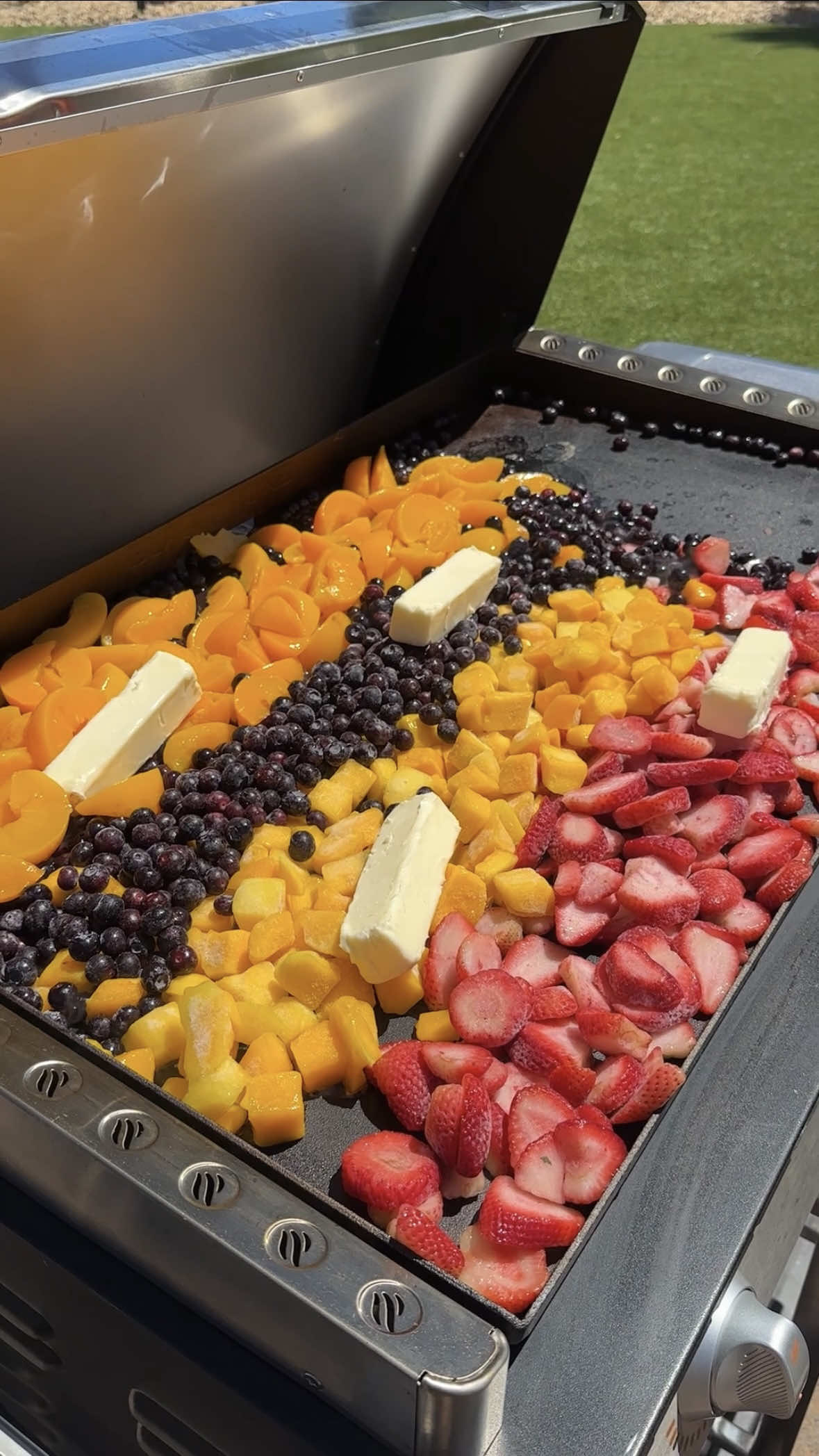 Easy summer treat 🫐🍓 #food #Recipe #cooking #yummy #viral  