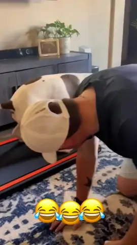 #voiceover #funnyvideo #talkingdog #talkingcat #animals #pet #foryou 