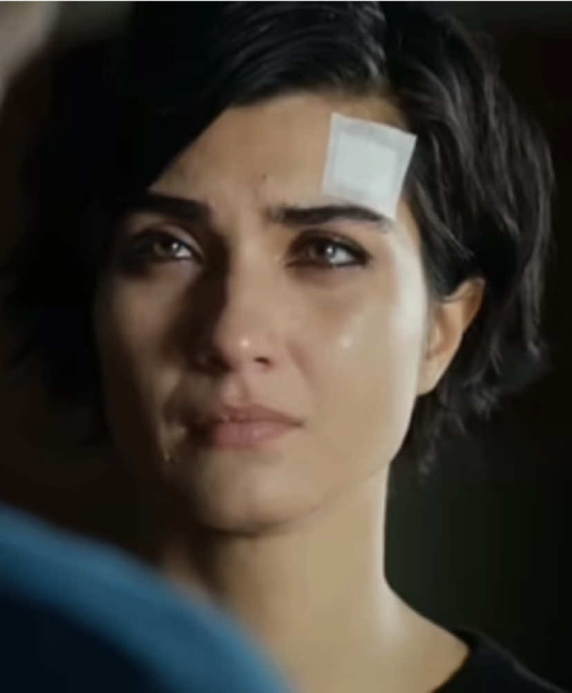 #tubabüyüküstün #kivanctatlitug #cesurveguzel #توبا_بويوكستن #مسلسلات_تركية 