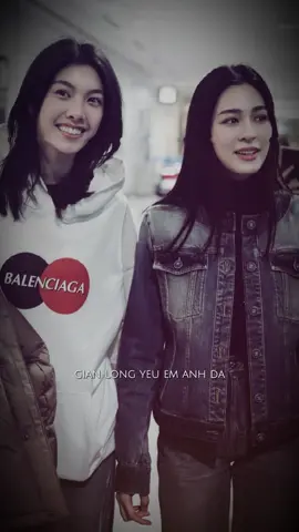 “对于这个世界来说，你只是一个人，对于另一个人来说，你就是这个世界. Đối với thế giới này em chỉ là một ai đó, đối với một ai đó em là cả thế giới này. 🤍 #linglingkwong #ormkornnaphat #lingorm 