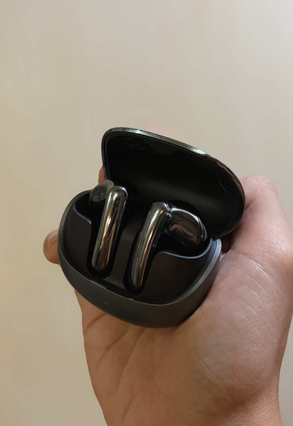 Ugreen HiTune H6 Pro Wireless Earphones quick review #bluetoothearphone #ugreen #techtok #wirelessearphone #Tech 