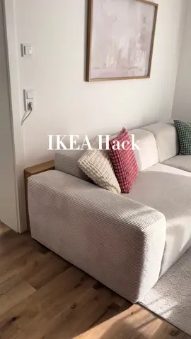 DIY Konsole ✨  IKEA Hack für eine Konsole hinter die Couch.    #interiordesign #architecture #designlovers #foru #tipsandtricks #cozyathome #scandinavianstyle #DIY 