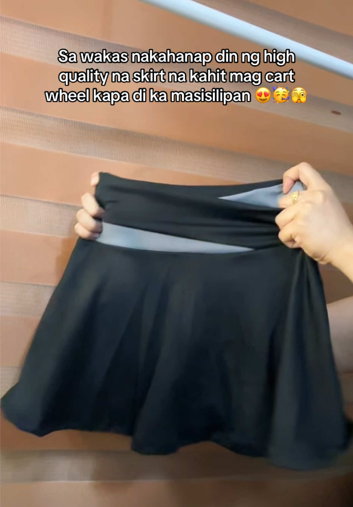 Perfect for your sports/gym outfit napaka gandaaaa lakas maka sexyyy #fyp #skirt #gymskirt #sportsskirt #skirtforwomen #skort #foryoupageofficiall #trending #viral 