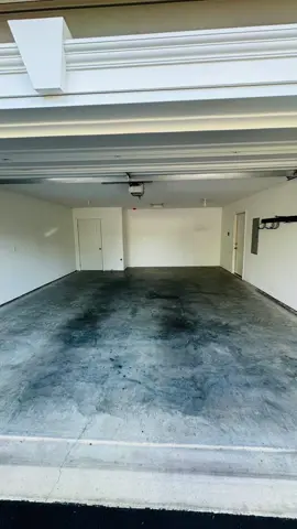 #epoxy #FLOOR #resina #floorsanding #floorsanding #epoxyflake #polyaspartic #comercial 
