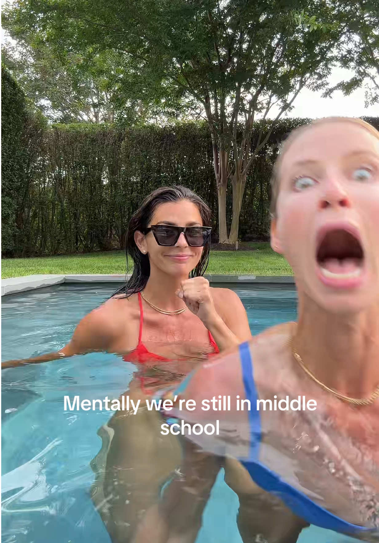Who let us be adults 🧐 @erin #BestFriends #relatable #bffgoals #unhinged #millennial 