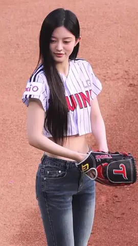 Minju Illit #minju #illit #minjuillit #fyp #foryou 