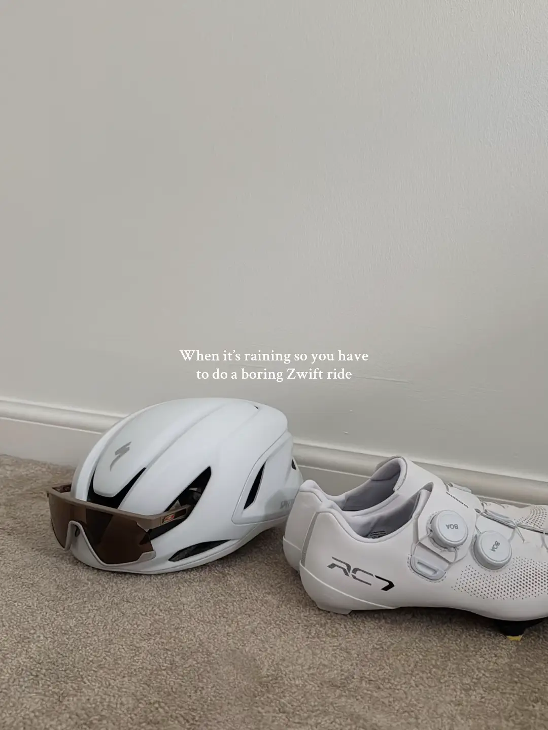 No hate for Zwift but I’d much rather be outside 🫠 also still kinda a beginner but still loving it #wahoo #cycling 