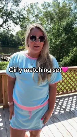 Girly meets comfy 🤝🩷🎀 #tiktokshopcreatorpicks #twopieceset #matchingset #casual #casualoutfits #comfy #comfyclothes #casualstyle #comfystyle #mom #OOTD #momootd #sahm #sahmootd #ditl #momtok #tiktokshop #tiktokshopfinds 