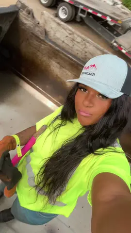 Good morning from Olympic Hwy #fyp #bluecollarlife #washington #bluecollarbabe #fypシ #trucker 