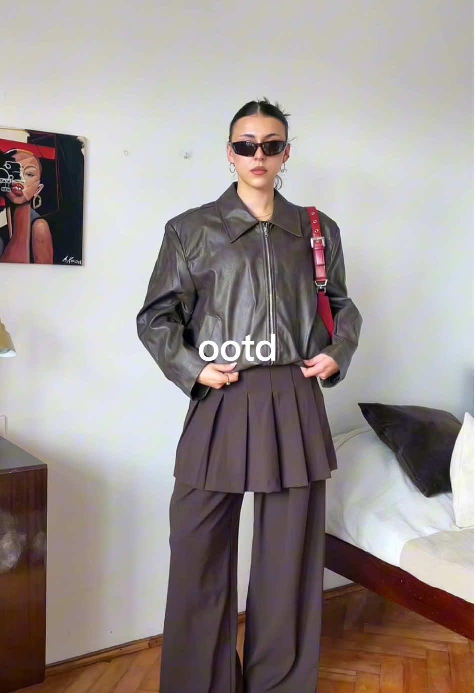 Brown is new black 🖤 @Lumina Fashion  #OOTD #brownoutfits #fashiontiktok #everydayoutfitinspo #skirtoverpants 