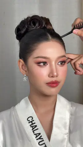 Honey Skin : Bride Make Up #chalayutmakeup  #ช่างแต่งหน้าเชียงใหม่  #ช่างแต่งหน้าเจ้าสาวเชียงใหม่  #bridemakeup 