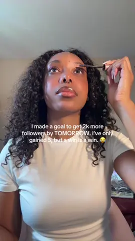 Hey besties! I hope yall are having a great day 🎀 #contentcreator #keepgoing #awinisawin 
