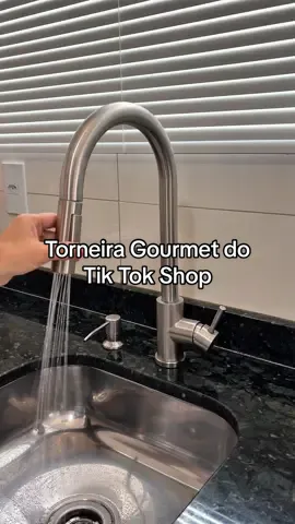 A Torneira Gourmet mais linda e com o melhor preço aqui no Tik Tok Shop 🤩👇🏼 🛒  Eu simplesmente amo a minha torneira, tem uma qualidade incrível além de ser linda! 🤩  Gostou? Clica aqui nesse carrinho e adquira a sua também.  Tá imperdível!!!  #cozinhatiktok #torneiragoumert #monocomando #torneiramonocomando #torneira #tiktokshop #tiktokshopchegou #tiktokshopbrasil 