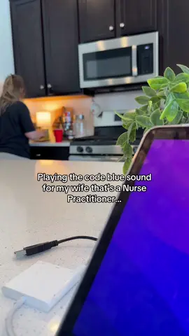 She didn’t find this funny 😆😂