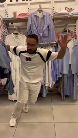 ستايل بسيط × أناقة عصرية 👗💙 فستان جينز قطن – Cotton Denim Dress من LaBamba… هيفضل اختيارك المفضل طول الصيف 🔥✨ 📍 العنوان الإسكندرية 📍 فرعين ميامي شارع جمال عبد الناصر – امام كلاسيك وامام ماكدونالدز 📍 فرع سموحة – ٣٥ شارع مصطفى كامل 🎁🚚 عندنا خبر حلو ! و عرض حصري✨😍 دلوقتي تقدري تطلبي من لابامبا ويوصلك لحد عندك مجانًا في أي محافظة! 🛍️🔥 تطبق الشروط والاحكام #Fashion #OOTD #Style #Streetwear #TrendyLooks #ChicFashion #MadeInEgypt #LaBamba