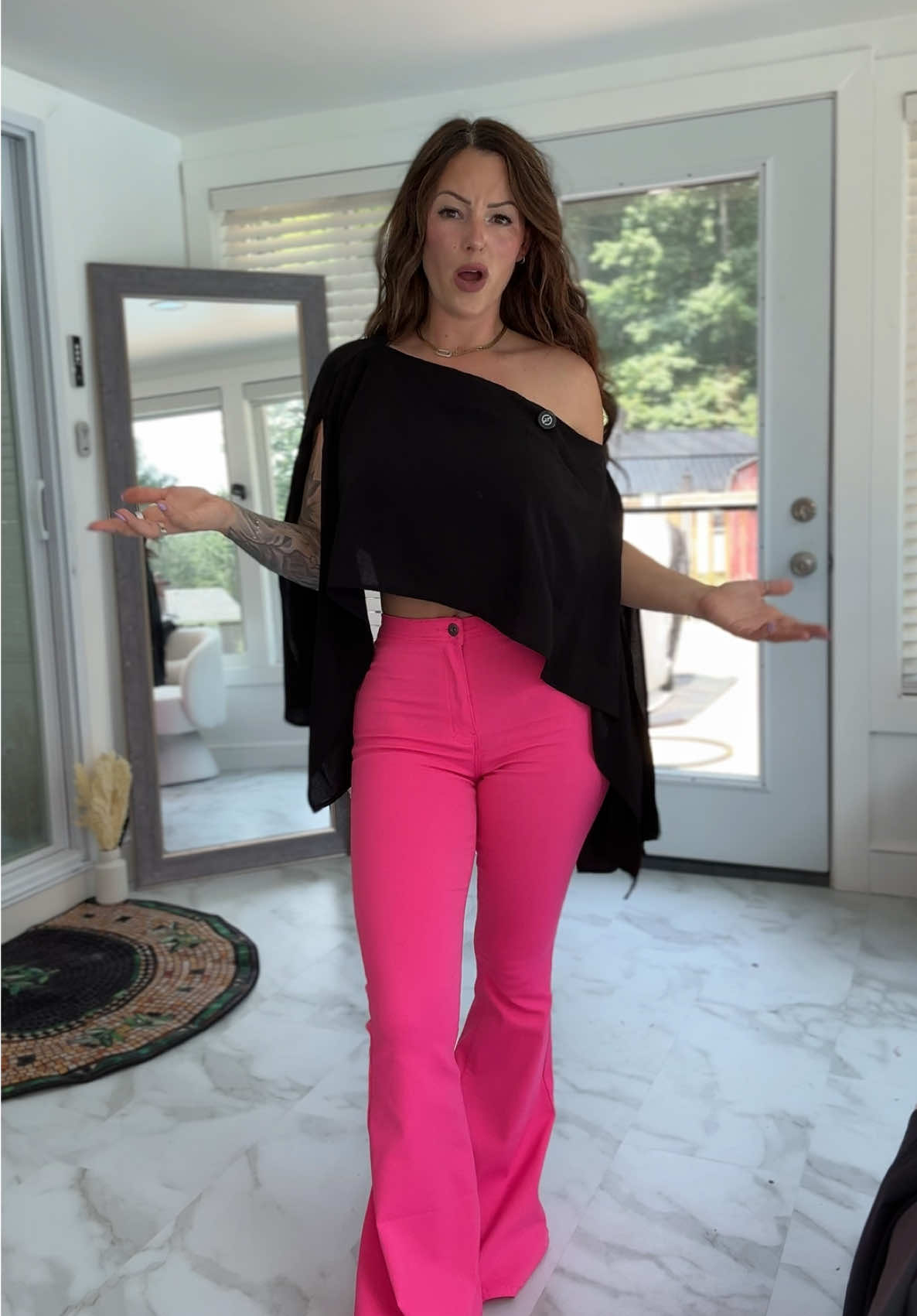 I found a new addition to a staple piece in my wardrobe!! ##versitileoutfit##versatilelooks##OOTD##ootdinspo##fashionfinds##ttsfashionfam##tiktokshopbacktoschool##tiktokshopcreatorpicks##musthavefashion##staplepiece ##chicme##chicmeofficial 