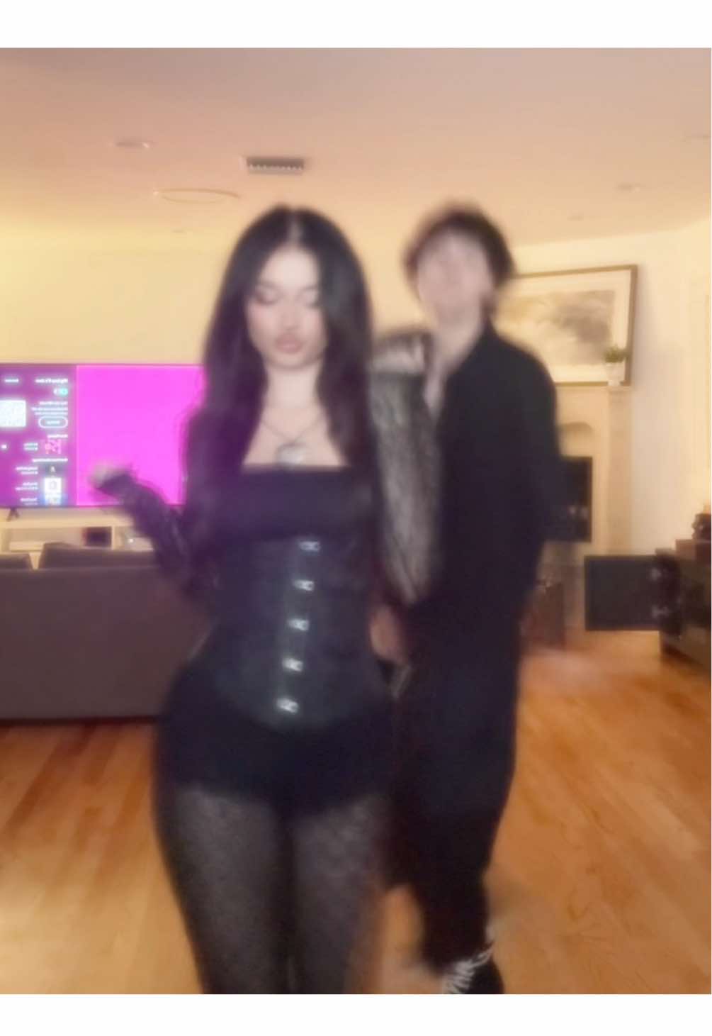 okayy outfitsss 🙏 @FM 