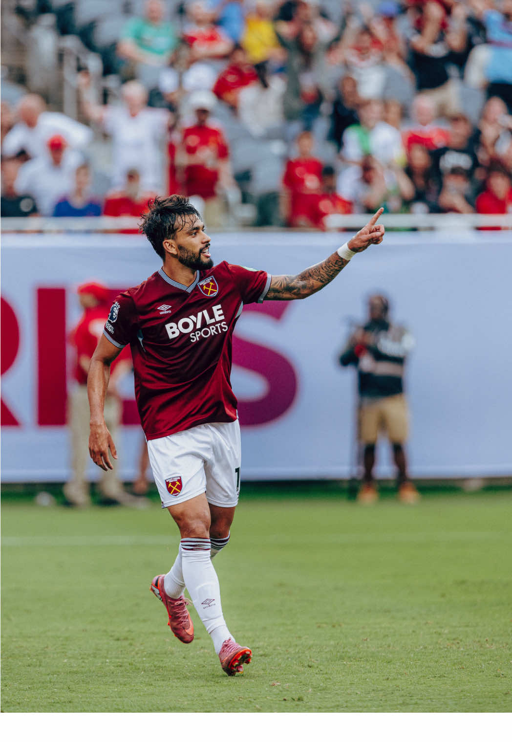 A goal that meant more 🥹                                                   #WestHam #Football #Paqueta
