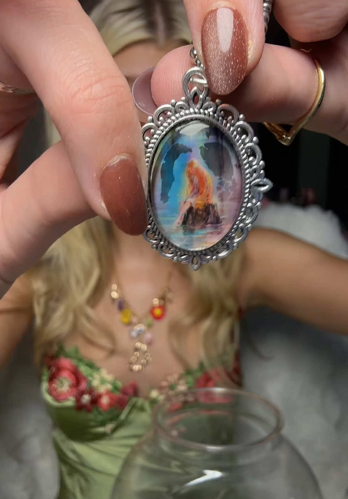 final part from @Sarah’s Studio Creations 😍✨✨✨  #mysteryjewelry #mysteryjewelryjar #mermaid #jewelrygirl #antique #cameo #seashells #unboxing 