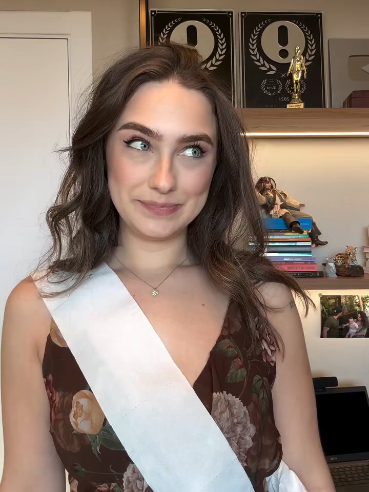 I possess both, thank you 😌👋.ib @romitavlz