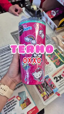 ¡No lo podía creer! Termo de Hello Kitty y amigos por solo $49 en OXXO. Su precio original era de $199. ¡Corre por el tuyo antes de que se acaben! 💕 @hellokitty @Hello Kitty Latinoamérica @TiendasOXXO  #hellokitty #sanrio #oxxo #ofertasoxxo #hellokittymexico #descubrimientokawaii #termohellokitty 