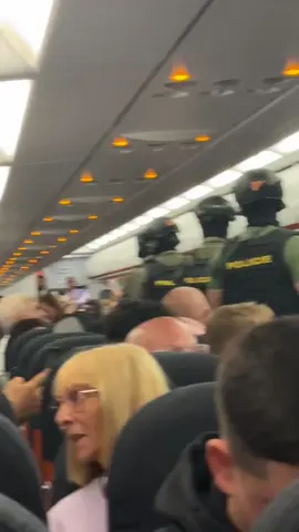 flight from mcr to prague #fyp #foryoupage #jet2holidays 